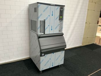 Scotsman ijsblokjes machine met bunker 170 KG