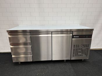 Inomak Showroommodel Koelwerkbank 1/1 GN met 3 lades en 2 deuren